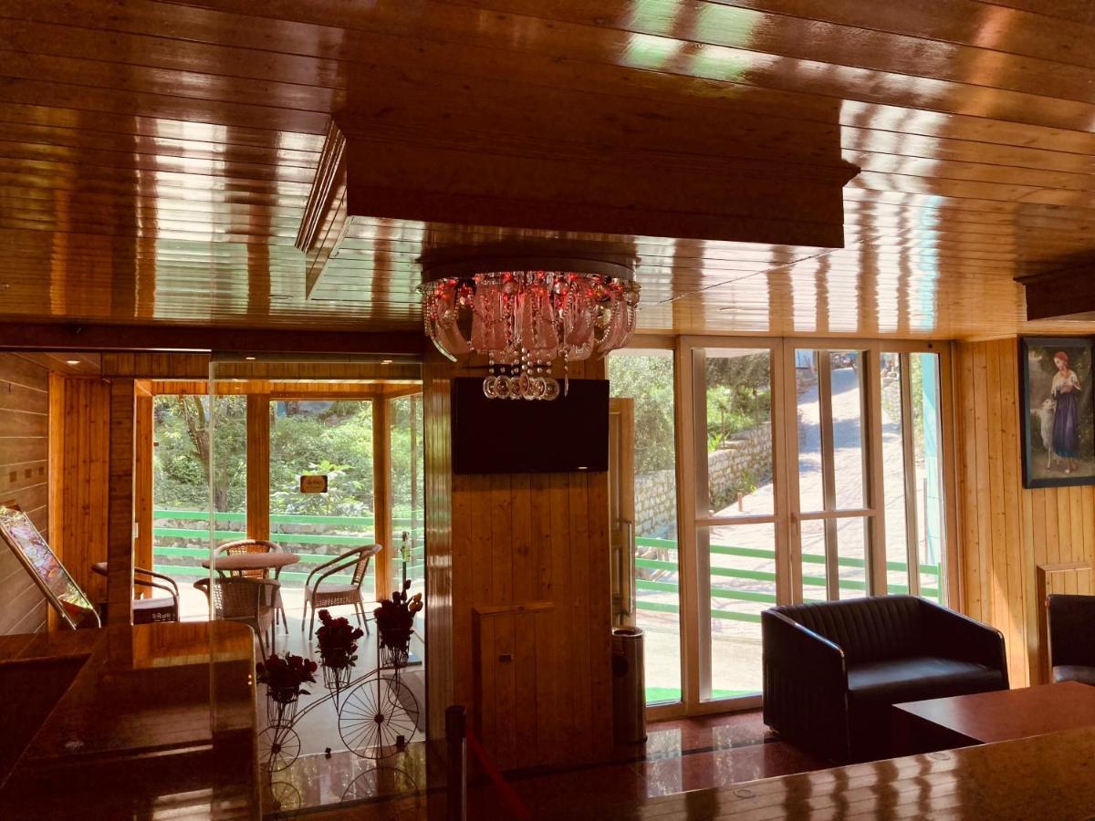Vista Hill Resort- Centrally Heated & Air Cooled Resort, Manali Bagian luar foto