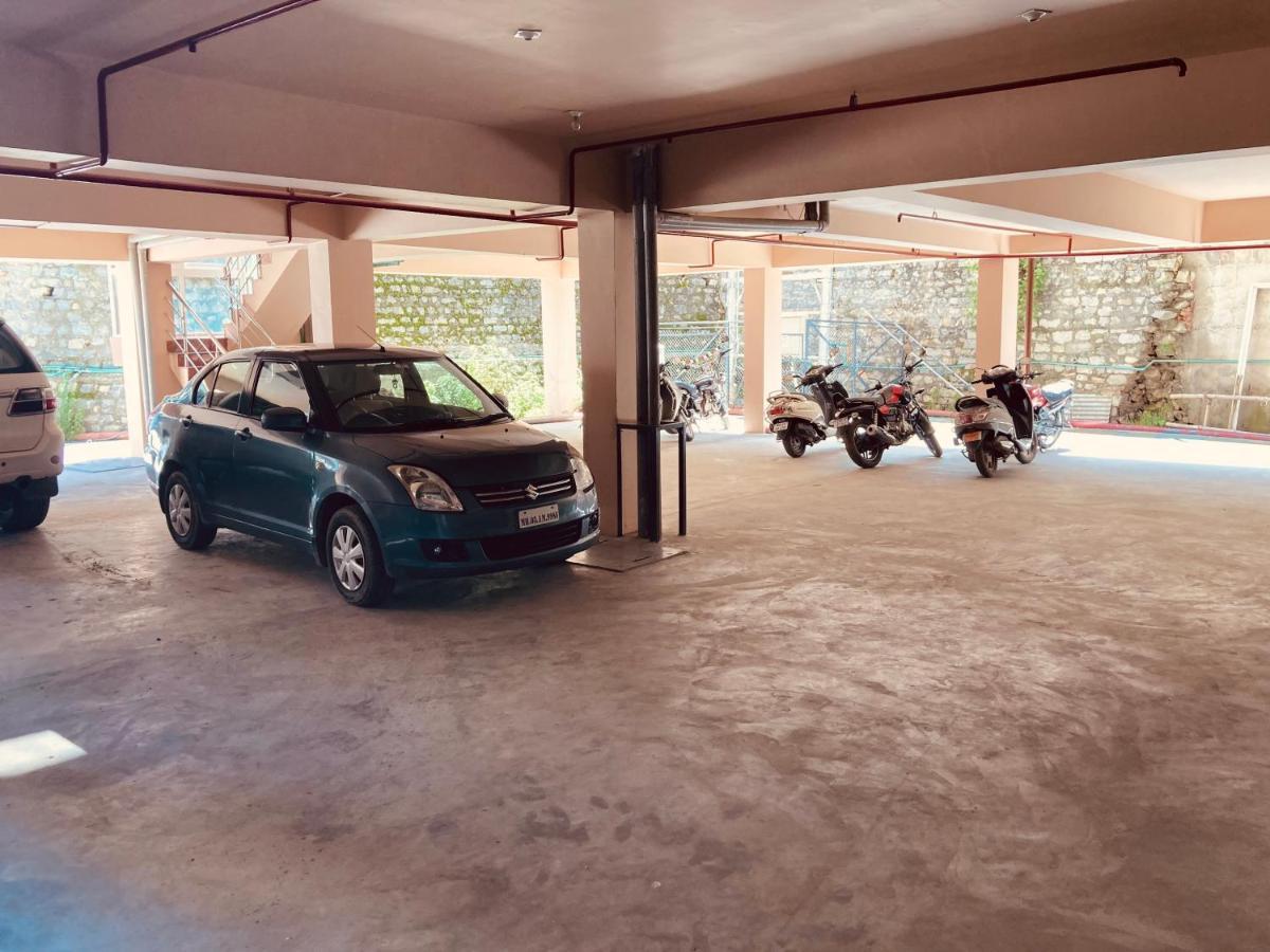 Vista Hill Resort- Centrally Heated & Air Cooled Resort, Manali Bagian luar foto