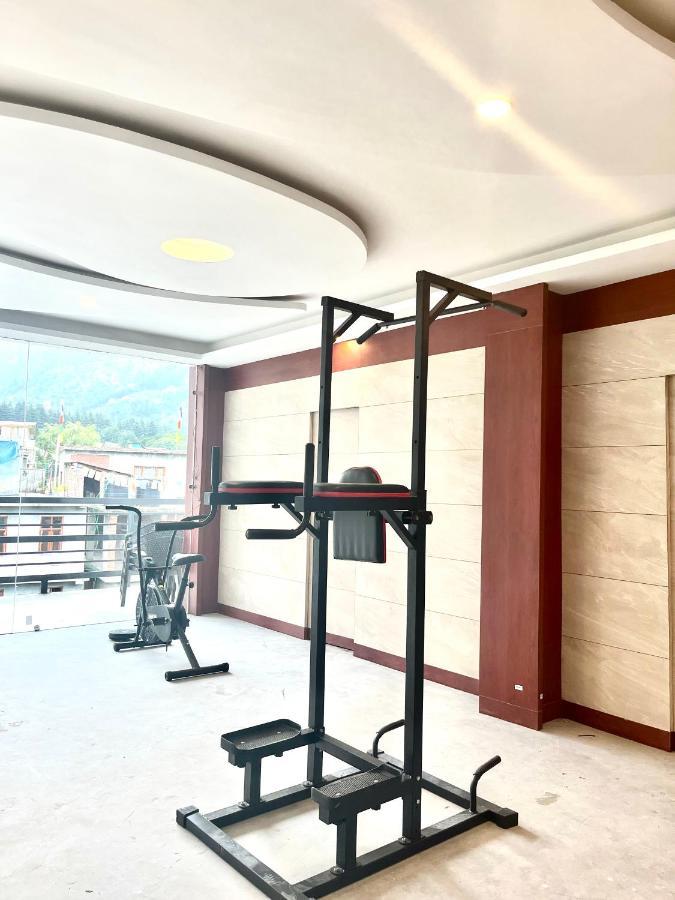 Vista Hill Resort- Centrally Heated & Air Cooled Resort, Manali Bagian luar foto